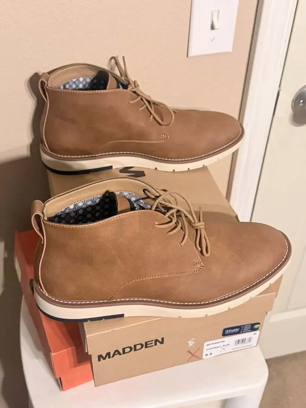 Madden Mfrantik Chukka Boot Size 9.5 Cognac